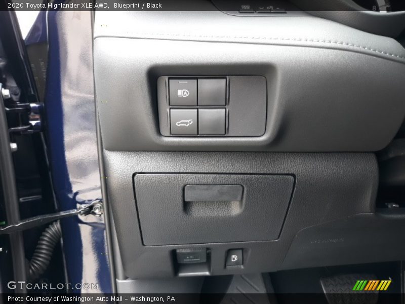 Blueprint / Black 2020 Toyota Highlander XLE AWD