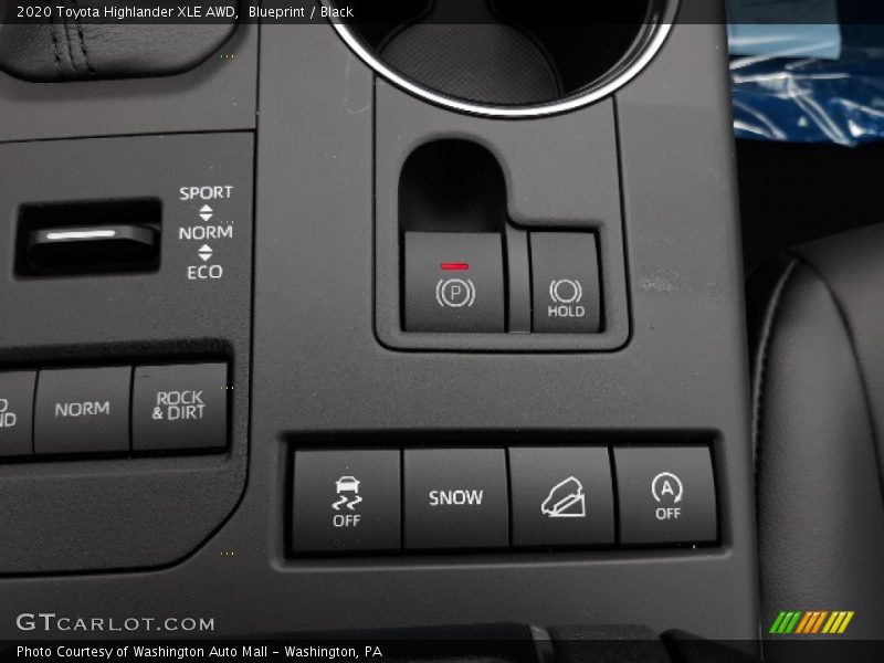Blueprint / Black 2020 Toyota Highlander XLE AWD