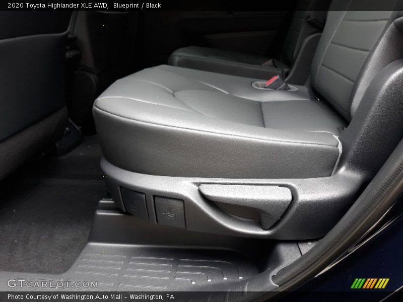 Blueprint / Black 2020 Toyota Highlander XLE AWD