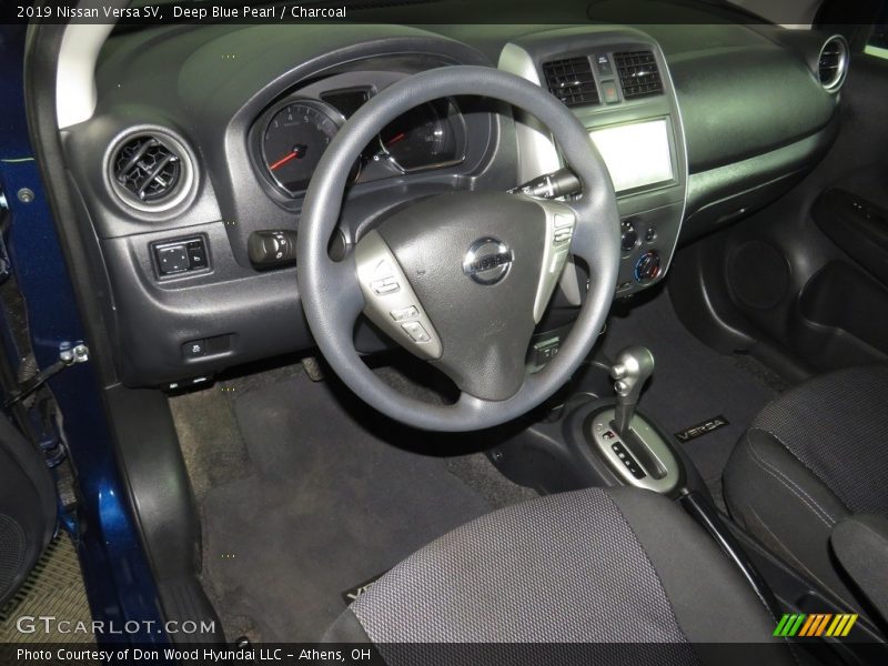Deep Blue Pearl / Charcoal 2019 Nissan Versa SV
