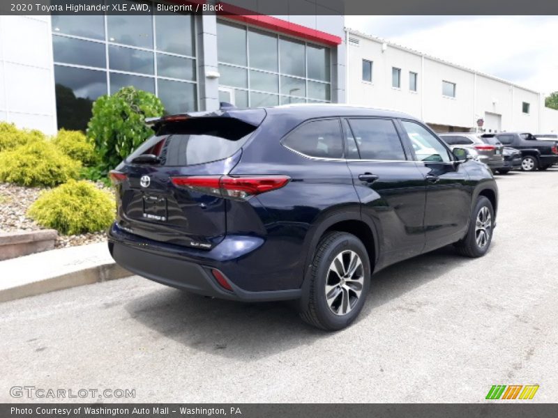 Blueprint / Black 2020 Toyota Highlander XLE AWD