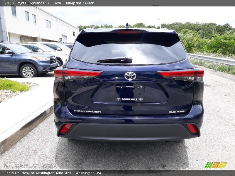 Blueprint / Black 2020 Toyota Highlander XLE AWD