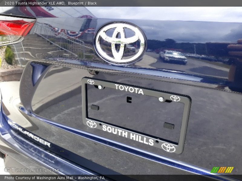 Blueprint / Black 2020 Toyota Highlander XLE AWD