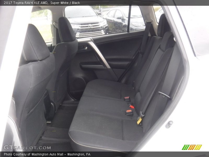 Super White / Black 2017 Toyota RAV4 XLE AWD