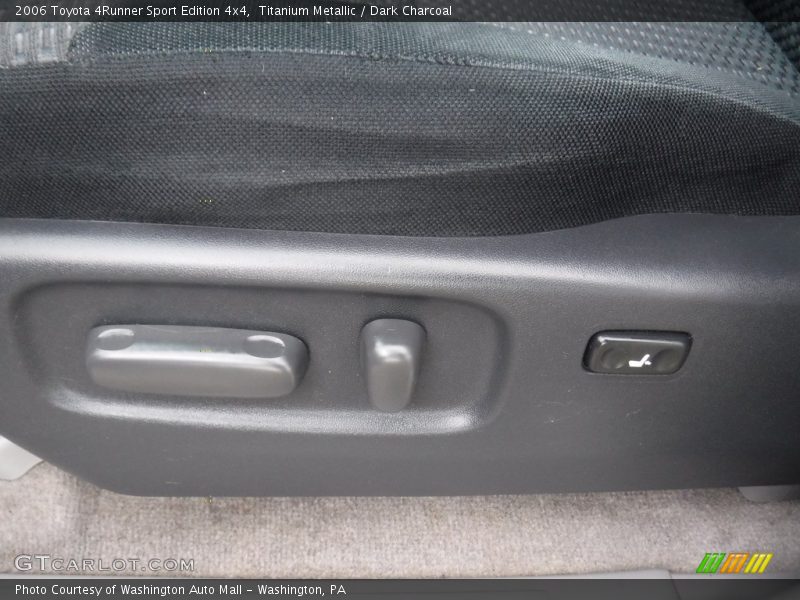 Titanium Metallic / Dark Charcoal 2006 Toyota 4Runner Sport Edition 4x4