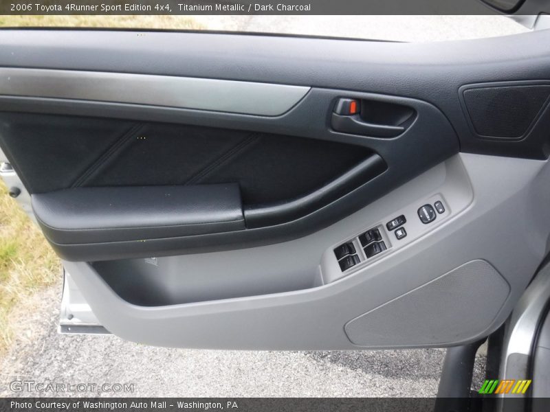 Titanium Metallic / Dark Charcoal 2006 Toyota 4Runner Sport Edition 4x4