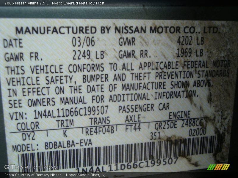 Mystic Emerald Metallic / Frost 2006 Nissan Altima 2.5 S