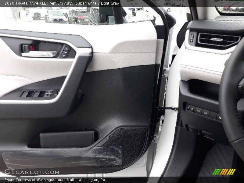 Super White / Light Gray 2020 Toyota RAV4 XLE Premium AWD