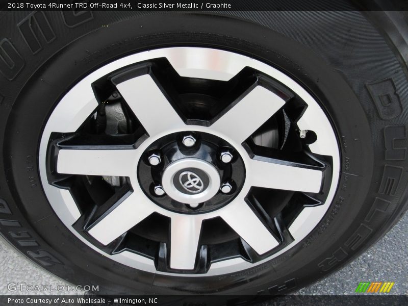 Classic Silver Metallic / Graphite 2018 Toyota 4Runner TRD Off-Road 4x4