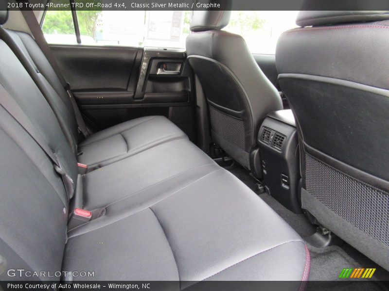 Classic Silver Metallic / Graphite 2018 Toyota 4Runner TRD Off-Road 4x4