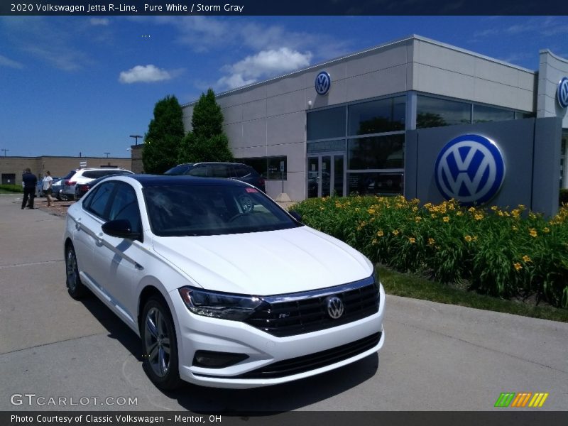 Pure White / Storm Gray 2020 Volkswagen Jetta R-Line