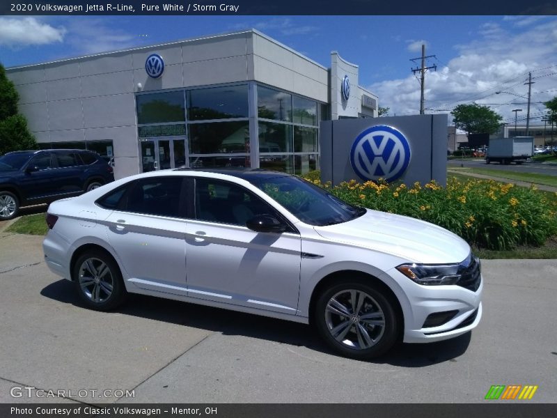 Pure White / Storm Gray 2020 Volkswagen Jetta R-Line