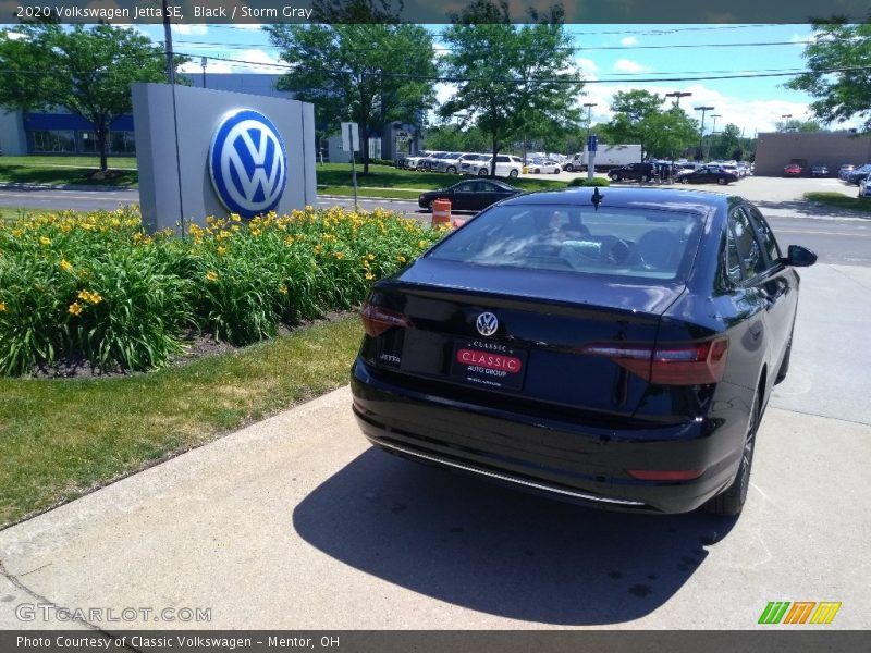 Black / Storm Gray 2020 Volkswagen Jetta SE