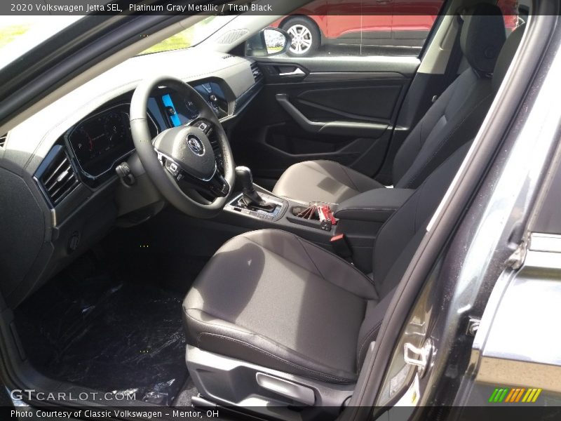 Platinum Gray Metallic / Titan Black 2020 Volkswagen Jetta SEL