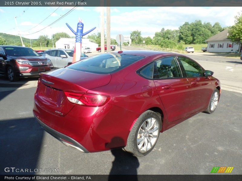 Velvet Red Pearl / Black 2015 Chrysler 200 S