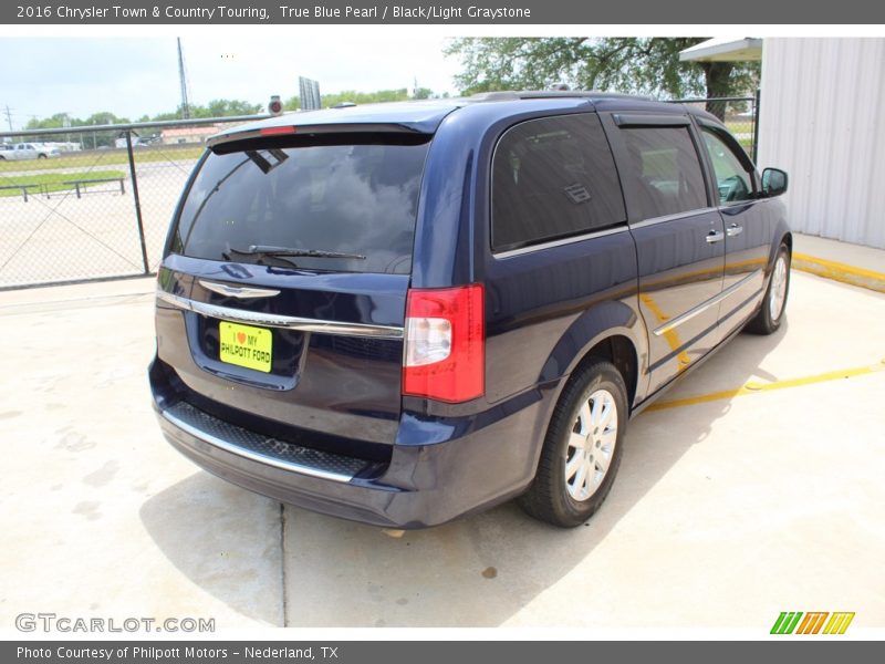 True Blue Pearl / Black/Light Graystone 2016 Chrysler Town & Country Touring