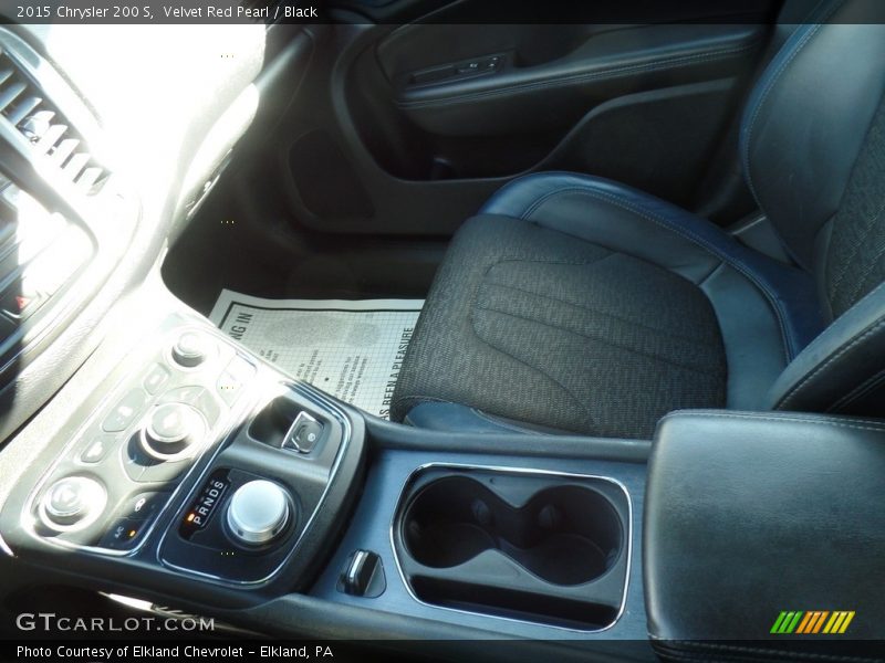 Velvet Red Pearl / Black 2015 Chrysler 200 S