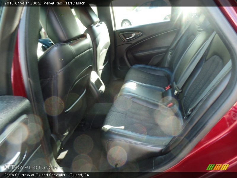 Velvet Red Pearl / Black 2015 Chrysler 200 S