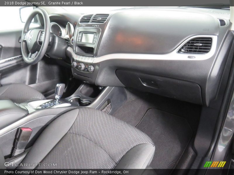 Granite Pearl / Black 2018 Dodge Journey SE