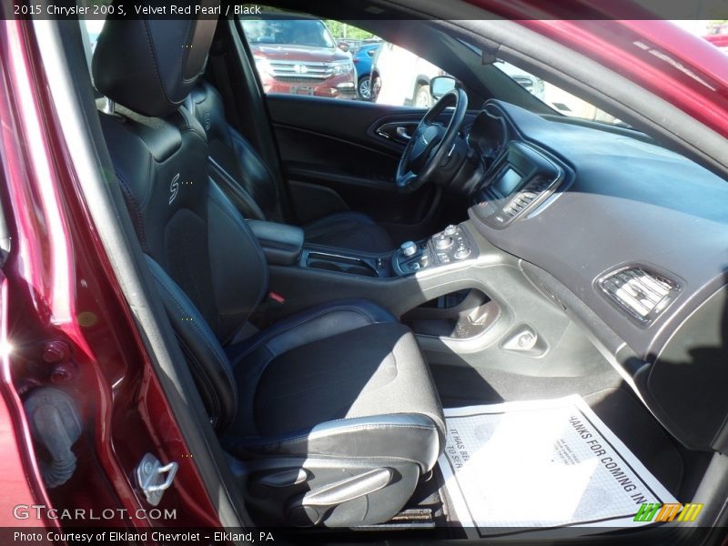 Velvet Red Pearl / Black 2015 Chrysler 200 S