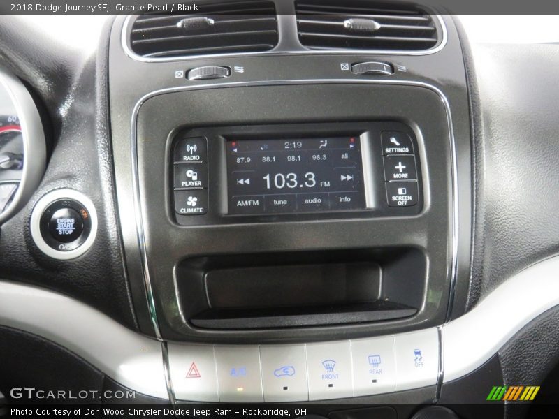 Granite Pearl / Black 2018 Dodge Journey SE