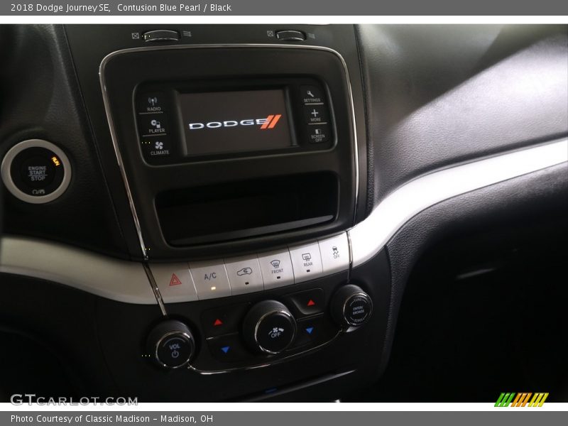 Contusion Blue Pearl / Black 2018 Dodge Journey SE