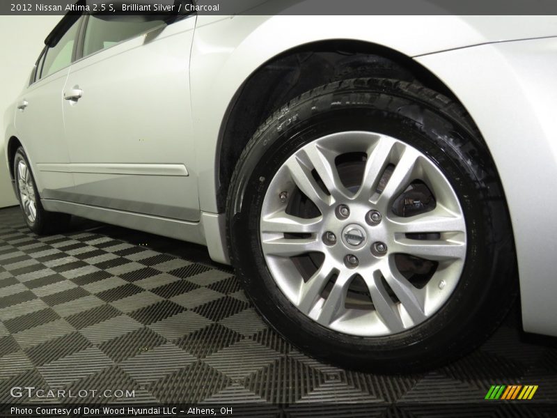Brilliant Silver / Charcoal 2012 Nissan Altima 2.5 S