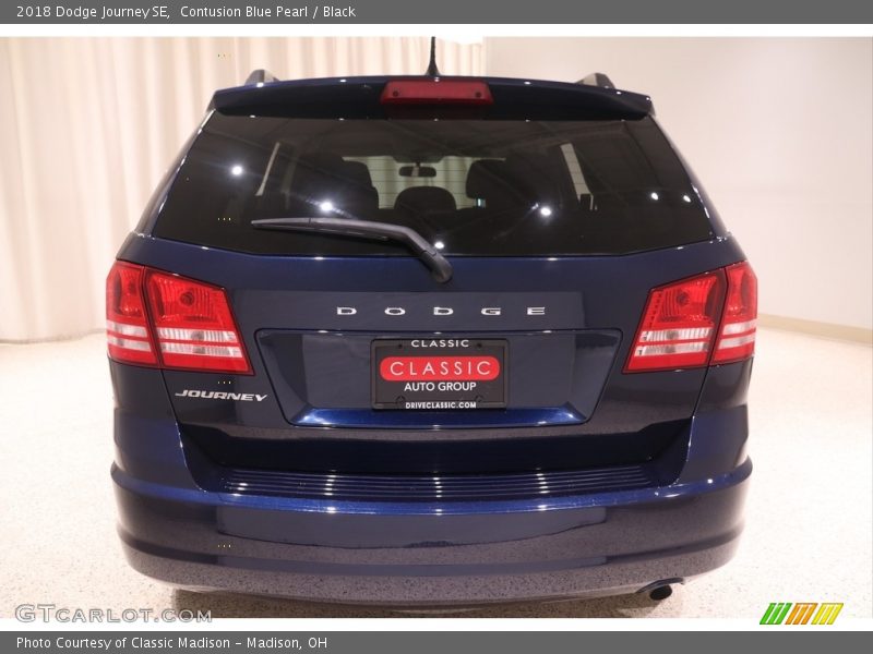 Contusion Blue Pearl / Black 2018 Dodge Journey SE