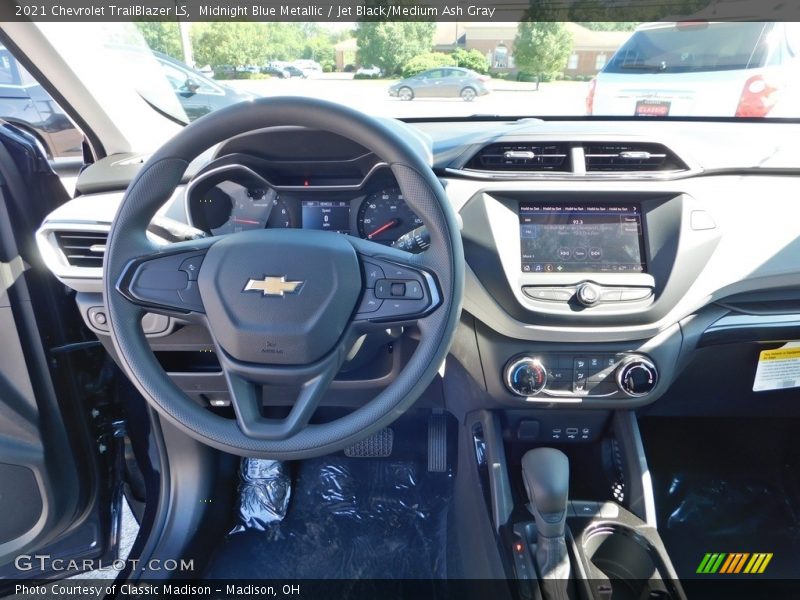 Midnight Blue Metallic / Jet Black/Medium Ash Gray 2021 Chevrolet TrailBlazer LS