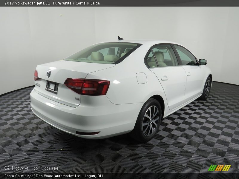 Pure White / Cornsilk Beige 2017 Volkswagen Jetta SE