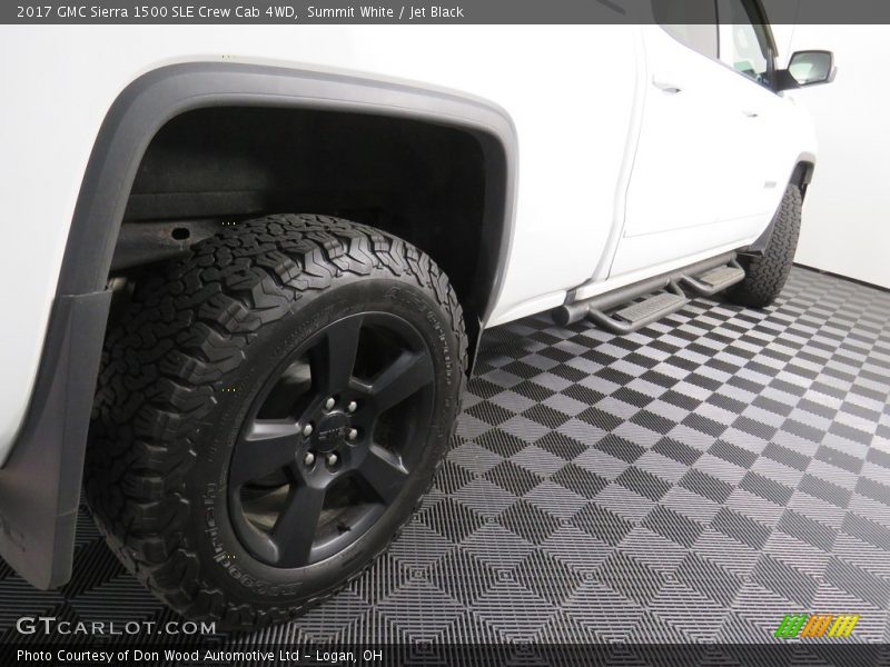 Summit White / Jet Black 2017 GMC Sierra 1500 SLE Crew Cab 4WD