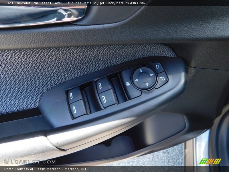 Controls of 2021 TrailBlazer LS AWD