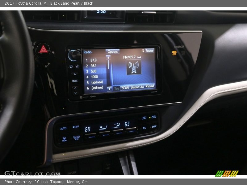 Black Sand Pearl / Black 2017 Toyota Corolla iM