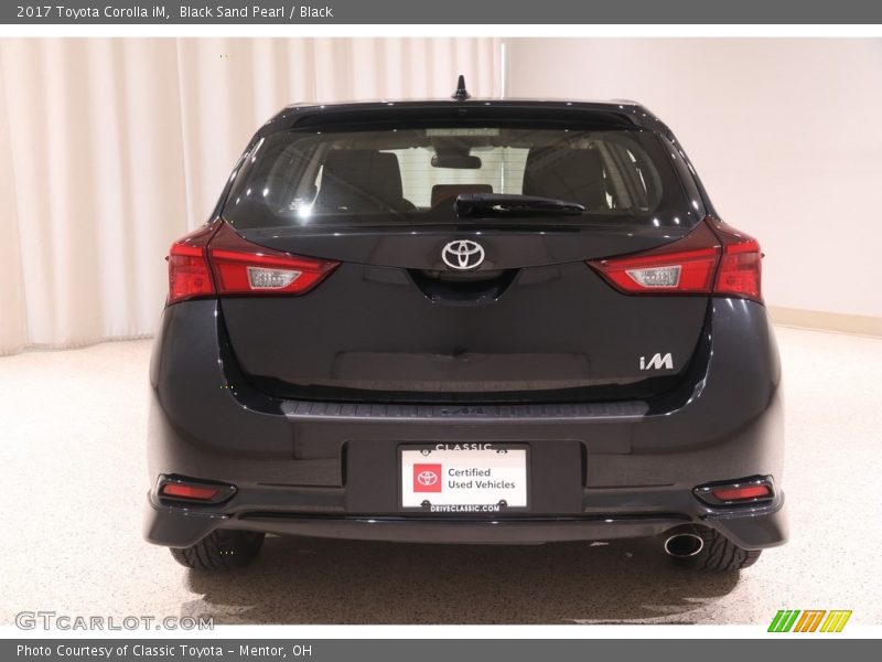 Black Sand Pearl / Black 2017 Toyota Corolla iM