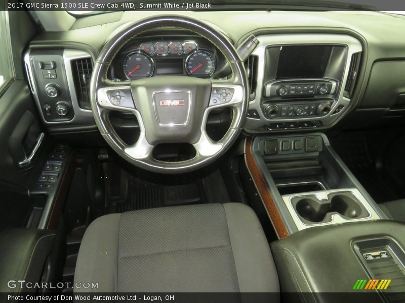 Summit White / Jet Black 2017 GMC Sierra 1500 SLE Crew Cab 4WD