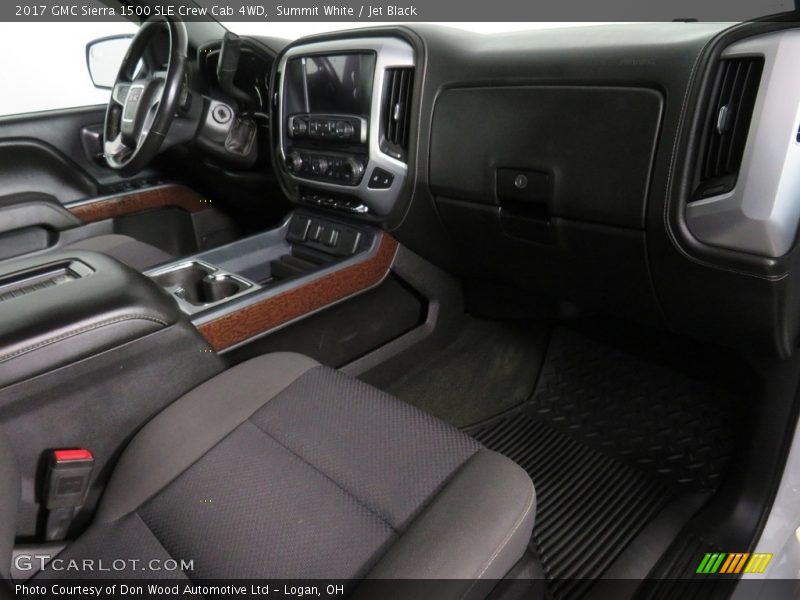 Summit White / Jet Black 2017 GMC Sierra 1500 SLE Crew Cab 4WD