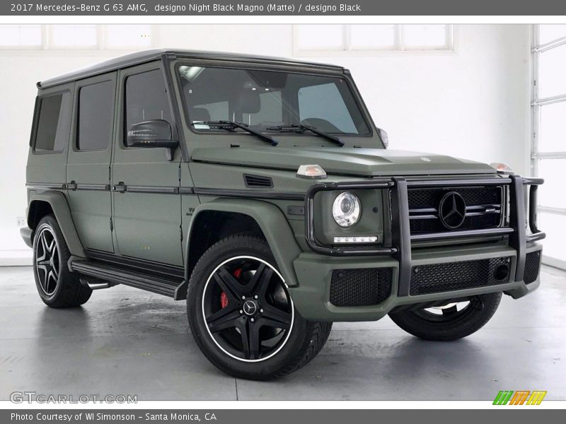 Front 3/4 View of 2017 G 63 AMG