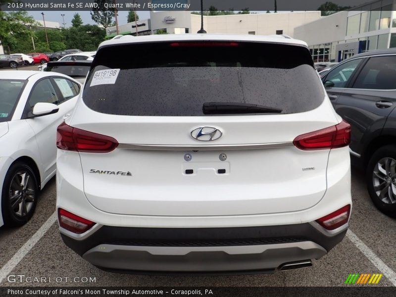 Quartz White / Espresso/Gray 2019 Hyundai Santa Fe SE AWD