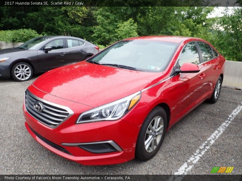 Scarlet Red / Gray 2017 Hyundai Sonata SE