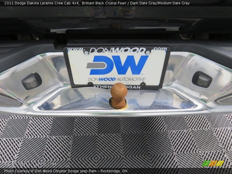 Brilliant Black Crystal Pearl / Dark Slate Gray/Medium Slate Gray 2011 Dodge Dakota Laramie Crew Cab 4x4