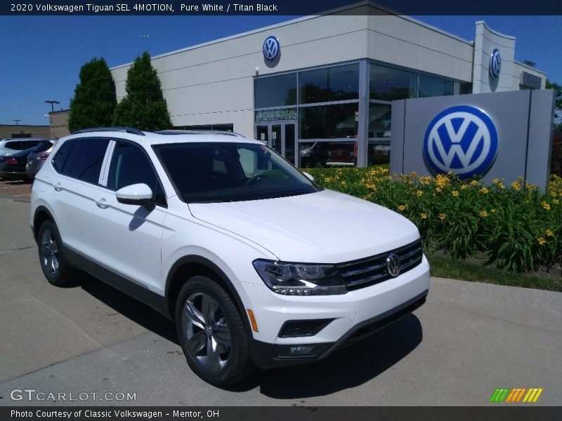 Pure White / Titan Black 2020 Volkswagen Tiguan SEL 4MOTION