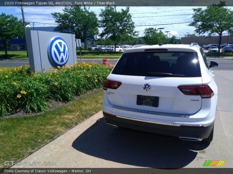 Pure White / Titan Black 2020 Volkswagen Tiguan SEL 4MOTION