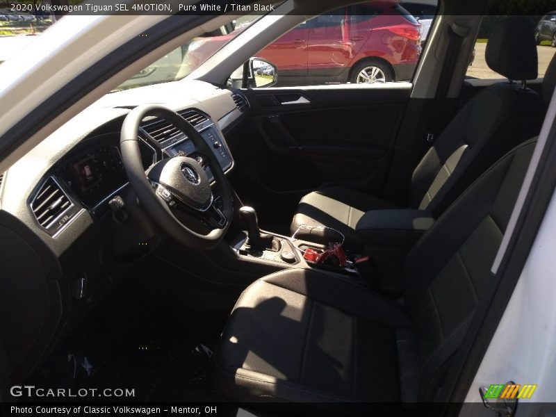 Pure White / Titan Black 2020 Volkswagen Tiguan SEL 4MOTION