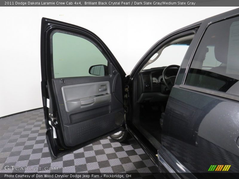 Brilliant Black Crystal Pearl / Dark Slate Gray/Medium Slate Gray 2011 Dodge Dakota Laramie Crew Cab 4x4