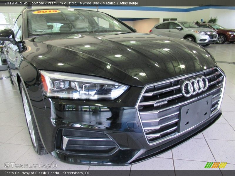 Mythos Black Metallic / Atlas Beige 2019 Audi A5 Sportback Premium quattro