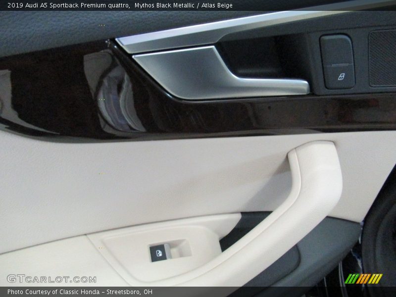 Mythos Black Metallic / Atlas Beige 2019 Audi A5 Sportback Premium quattro