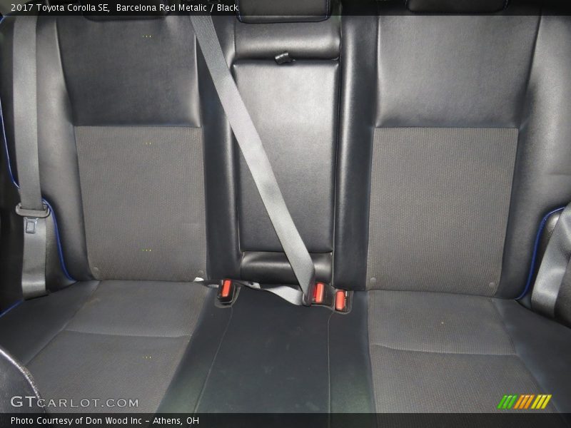 Barcelona Red Metalic / Black 2017 Toyota Corolla SE