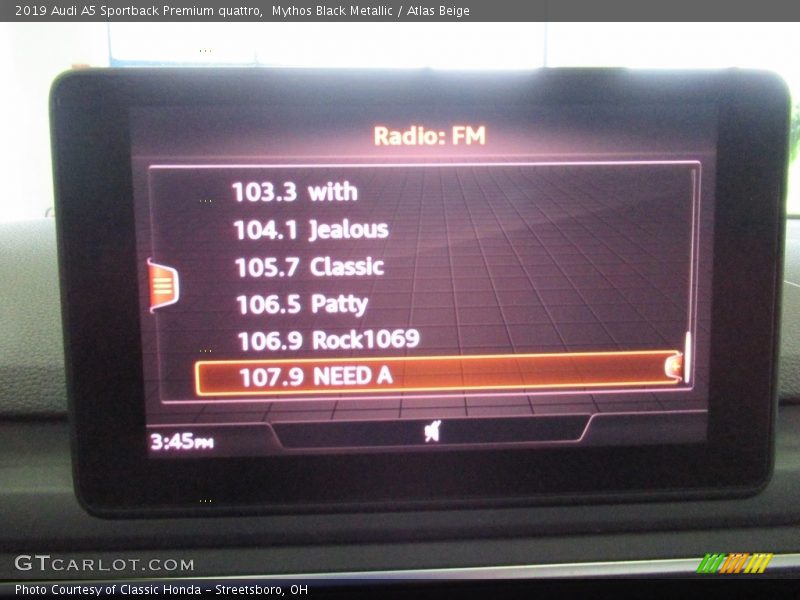 Mythos Black Metallic / Atlas Beige 2019 Audi A5 Sportback Premium quattro