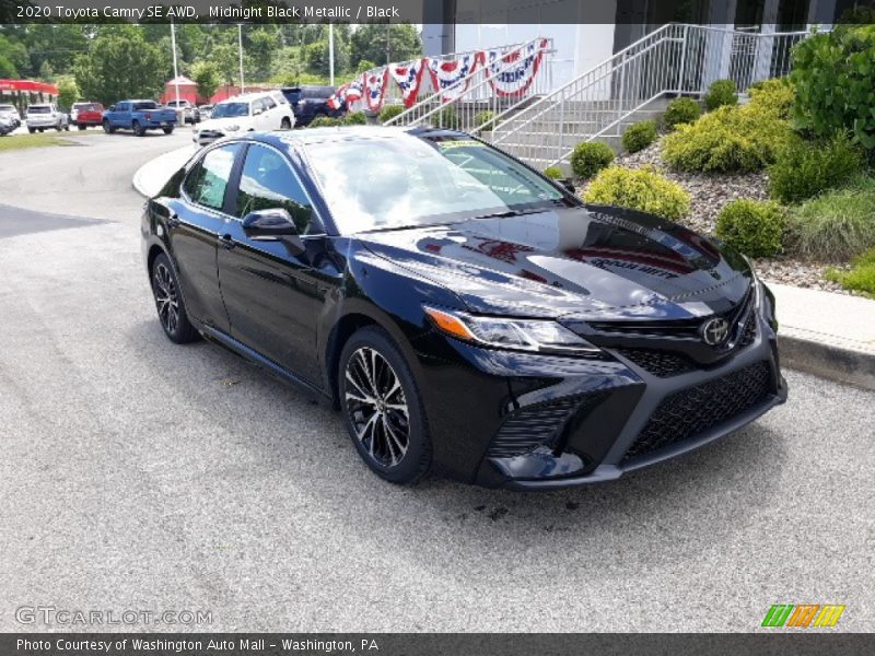 Midnight Black Metallic / Black 2020 Toyota Camry SE AWD