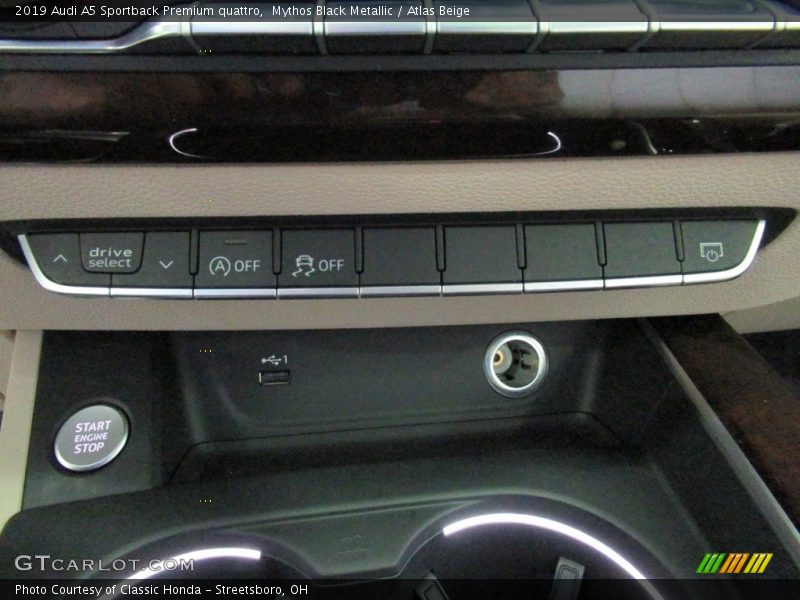Controls of 2019 A5 Sportback Premium quattro